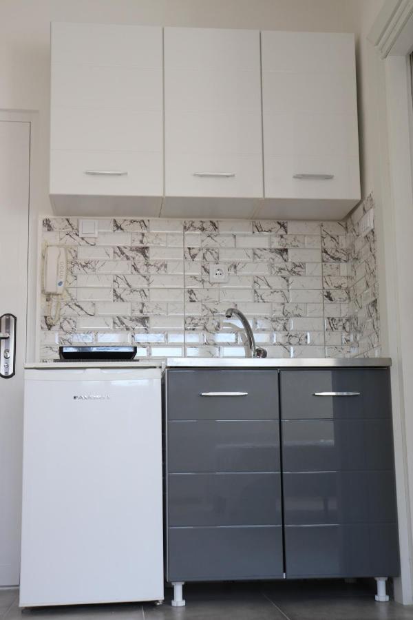 Апартаменты Apartman Lena Banovo Brdo Белград Экстерьер фото